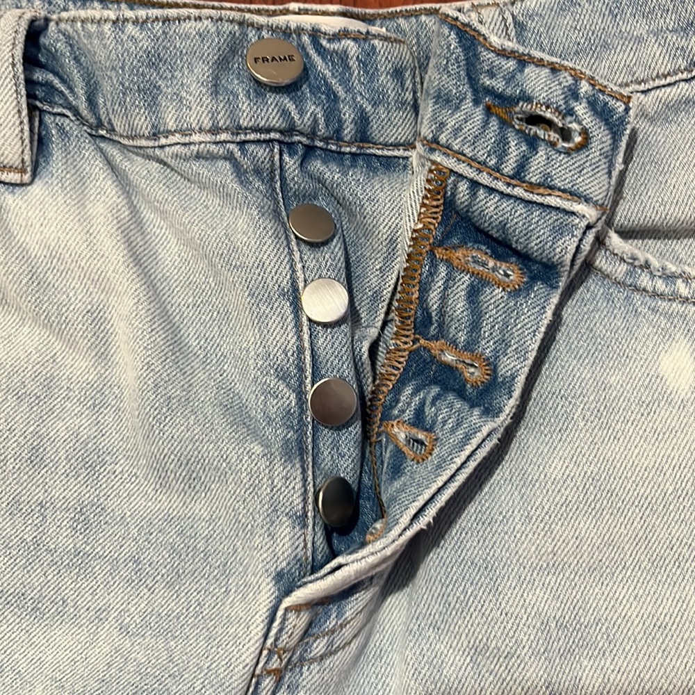 Ripped Jeans - Picture 5 of 7